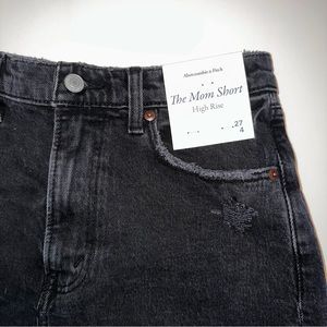 Abercrombie High Rise Mom Short